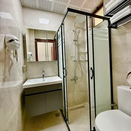 Marina Hostel *